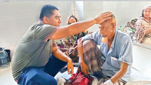 রক্তের প্রয়োজন, আছেন সুমন