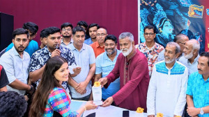 পূজামণ্ডপে শঙ্খধ্বনির প্রতিযোগিতা