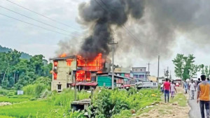 রিসোর্টে দুঃসহ সকাল, আগুনে ১০ পর্যটকের মৃত্যু