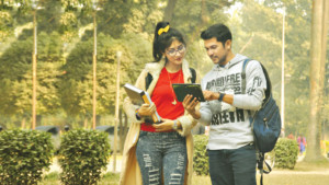 অনলাইনে এই ৫টি বিষয় শেয়ার করছেন?