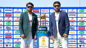 আফগানিস্তানের বিপক্ষে টসে জিতে ব্যাটিংয়ে বাংলাদেশ