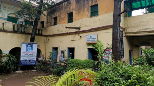 ঘর আছে, নেই সেই জৌলুস ও আড্ডা