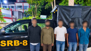 রাজাপুরে বিকাশ ব্যবসায়ীকে কুপিয়ে ৭ লাখ টাকা ছিনতাই, আটক ৫