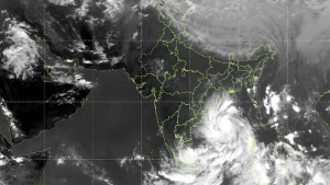 এগোচ্ছে ঘূর্ণিঝড় ‘অর্ণব’, দেশের যেসব এলাকায় হতে পারে বৃষ্টি