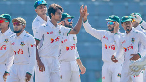 এবাদতের বাউন্সারে ফিরলেন শহিদুল্লাহ