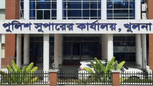 খুলনায় পুলিশ সদস্যদের রাতে একা চলাচল না করার নির্দেশ