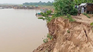 কুশিয়ারা ডাইকে ব্যাপক ভাঙন