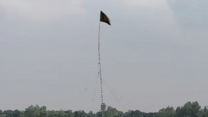 চাঁদা তুলে খেলার মাঠ কিনলেন গ্রামবাসী