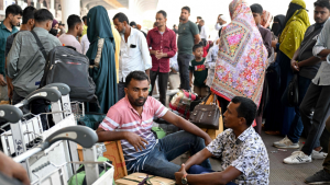 ঢাকা-রিয়াদ ফ্লাইট জট: হুতি-সৌদি উত্তেজনা কতদিন চলতে পারে?