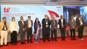 শুধু উৎপাদন নয়, পোল্ট্রি খাতকে লাভজনক ও নিরাপদ করতে হবে