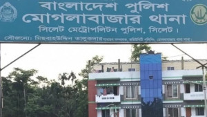 কথা-কাটাকাটি নিয়ে সংঘর্ষে যুবক নিহত, আহত ২০