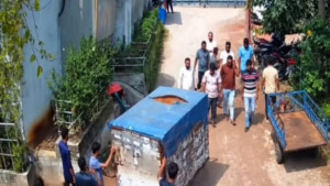 গাজীপুরে স্বেচ্ছাসেবক দল নেতার বিরুদ্ধে ঝুটের ব্যবসায় চাঁদা দাবির অভিযোগ