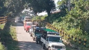 প্রশাসনের নির্দেশনার এক দিন আগেই সাজেক ছাড়লেন পর্যটকেরা