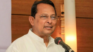 ১০ বছরের সাজা থেকে খালাস চেয়ে ইনুর আপিল