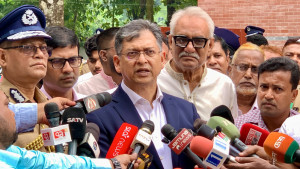 দেশের আইনশৃঙ্খলা পরিস্থিতি আগের তুলনায় ভালো রয়েছে: স্বরাষ্ট্রমন্ত্রী