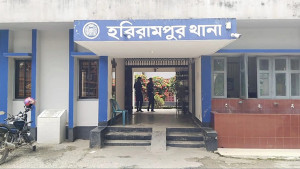 হরিরামপুর থানার অস্ত্রাগার থেকে পিস্তল-ম্যাগাজিন উধাও, তদন্ত কমিটি