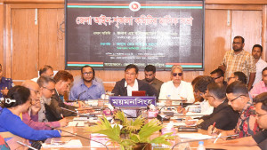 মণ্ডপে সিসি ক্যামেরা ও কড়া নিরাপত্তার নির্দেশ বিমানমন্ত্রীর