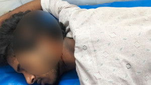 যুবদল নেতার বাড়িতে নিয়ে বাবা-ছেলেকে বেঁধে নির্যাতন