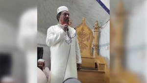 মসজিদে বস্তি উচ্ছেদের ঘোষণা বিএনপি নেতার, মবের শঙ্কা