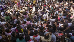 সিইসির পদত্যাগ দাবিতে যন্তর মন্তরে জমায়েত শনিবার, দিল্লিগামী ট্রেন বাতিল