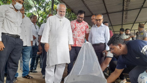 বিশেষজ্ঞ নেই, মশার ওষুধ পরীক্ষা না করেই ফিরে গেলেন কেসিসি প্রশাসক