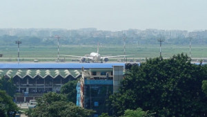 সৌদি বিমানবন্দরে হামলার ঘটনায় ঢাকা থেকে ৫ ফ্লাইট বাতিল