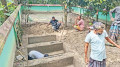 যশোরে পাশাপাশি কবরে শায়িত  হলেন মা-বাবা ও দুই সন্তান