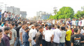 বেতন বৃদ্ধির দাবিতে কালিয়াকৈরে মহাসড়ক অবরোধ, শ্রমিক-পুলিশ সংঘর্ষ