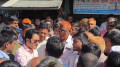 লালমনিরহাটে সার না পেয়ে মহাসড়ক অবরোধ
