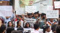 উপাচার্য পুনর্বহালের দাবিতে চট্টগ্রামে মানববন্ধন