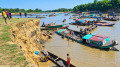 অবৈধভাবে বালু উত্তোলনের মামলায় আসামির তালিকা নিয়ে প্রশ্ন