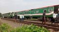টাঙ্গাইলে নীলসাগর ট্রেন লাইনচ্যুত, উত্তরবঙ্গের সঙ্গে যোগাযোগ বন্ধ