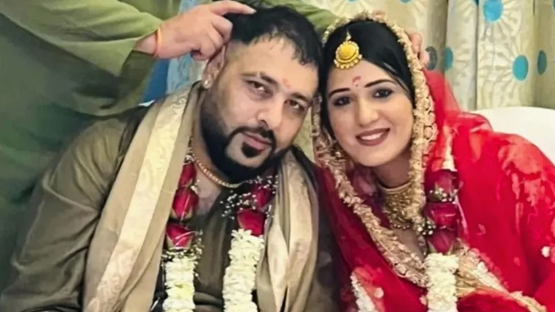 ছয় মাস টিকলো না র‌্যাপার বাদশাহ ও ইশার সংসার