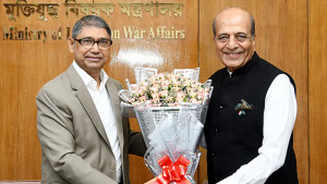 দুই প্রধানমন্ত্রী বসলে সব সমস্যার সমাধান সম্ভব: ভারতীয় হাইকমিশনার