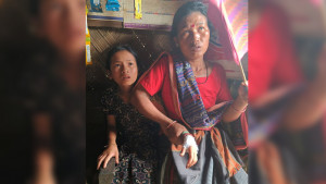 পাহাড়ে দুই গ্রুপের বন্দুকযুদ্ধে আট বছরের শিশু গুলিবিদ্ধ