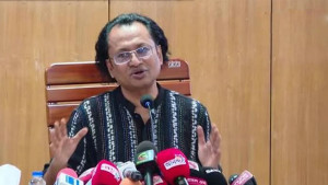 ড. ইউনূসের প্রতি সরকারের অনুরাগ-বিরাগ নেই