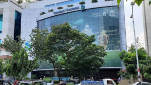 ইএসজি অ্যাওয়ার্ড  পেল স্ট্যান্ডার্ড  চার্টার্ড বাংলাদেশ