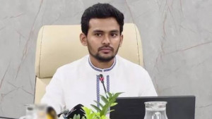 আসিফ মাহমুদের রিট কার্যতালিকা থেকে বাদ দিয়েছেন হাইকোর্ট