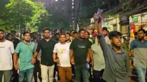 চাকরিতে ভাইভার নম্বর বাড়ানোর প্রতিবাদে জবিতে বিক্ষোভ