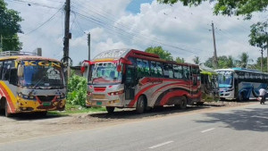 চুয়াডাঙ্গা থেকে পাঁচ রুটে বাস ধর্মঘট