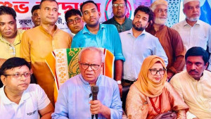 আ’লীগ গণতন্ত্র বিনাশকারী-বর্বর, আর জামায়াতের রাজনৈতিক ইতিহাস বর্বরদের পক্ষে: রিজভী