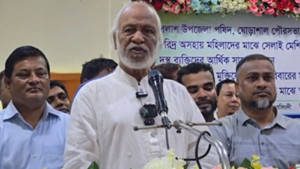 ফেসবুক-সংবাদপত্রের স্বাধীনতার সুযোগ নিয়ে মিথ্যাচার চলছে: মঈন খান