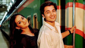 ২৭ বছর পর ‘হঠাৎ বৃষ্টি’ সিনেমার রিমেক, মুক্তির নতুন তারিখ নির্ধারণ