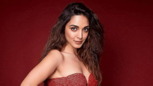 ব্যর্থতা-বিতর্ক পাশ কাটিয়ে ভিন্ন কিছু ভাবছেন কিয়ারা
