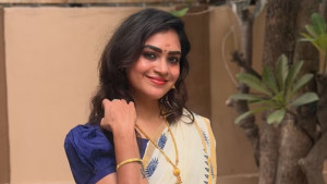 ৭ লাখ টাকা নেওয়ার পর আরও ৩৫ লাখ দাবি, অভিনেত্রী গ্রেপ্তার