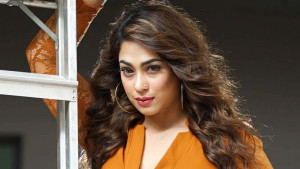 মন্তব্য নিয়ে বিতর্কের মাঝে পপি বললেন, আমি তো জঙ্গলে বাস করছি না