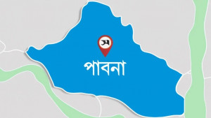 চলন্ত বাইকে যৌন হয়রানি, তিন যুবককে গণপিটুনি