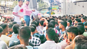 শ্রমবাজার খোলার আগেই প্রতারণা