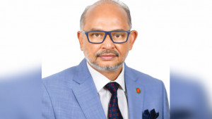 কর্মসংস্থান বাড়াতে উৎপাদনমুখী বিনিয়োগে জোর দিচ্ছে সরকার
