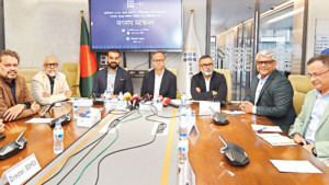 উৎপাদন ব্যয় বেড়েছে কারখানা বন্ধ হয়নি